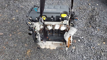 Laden Sie das Bild in den Galerie-Viewer, Motor Opel Corsa E D B12XER A12XER 1.2 70TKm Benzin Engine Komplett MOT4013671586tv