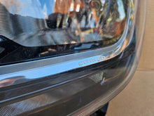 Load image into Gallery viewer, Frontscheinwerfer Citroën Berlingo 9816824880 Links Scheinwerfer Headlight SCH1311330085et