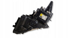 Laden Sie das Bild in den Galerie-Viewer, Frontscheinwerfer Toyota Prius Vorderseite Scheinwerfer Headlight SCH2381239826dg