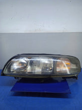 Load image into Gallery viewer, Frontscheinwerfer Volvo V70 I 89004536 Links Scheinwerfer Headlight