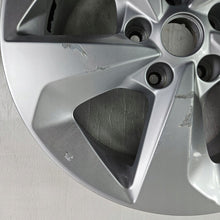 Laden Sie das Bild in den Galerie-Viewer, 1x Alufelge 17 Zoll 7.0" 5x114.3 40ET 1053HV01B Nissan Qashqai I J10 J11 J12 FEL3066911635hu