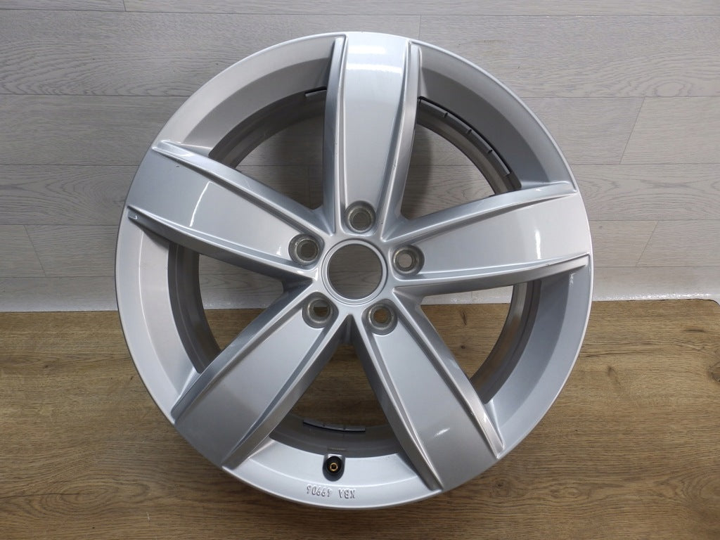 1x Alufelge 17 Zoll 6.5" 5x112 38ET Glanz Silber 5NA071497 VW Tiguan Rim Wheel FEL3561504227wb