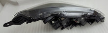 Laden Sie das Bild in den Galerie-Viewer, Frontscheinwerfer Toyota Yaris Links Scheinwerfer Headlight SCH7417276250lu