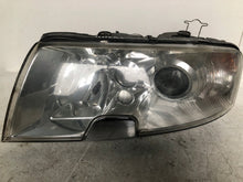 Load image into Gallery viewer, Frontscheinwerfer Skoda Superb Links Scheinwerfer Headlight