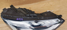Laden Sie das Bild in den Galerie-Viewer, Frontscheinwerfer Audi A4 8W0941036E LED Ein Stück (Rechts oder Links) Headlight