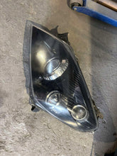 Laden Sie das Bild in den Galerie-Viewer, Frontscheinwerfer Opel Astra H 1416558 Xenon Links Scheinwerfer Headlight SCH3048953988em