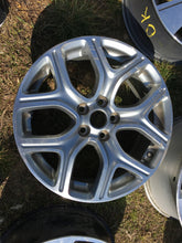 Laden Sie das Bild in den Galerie-Viewer, 1x Alufelge 18 Zoll 7.0" Mitsubishi I W Rim Wheel FEL6111019787is