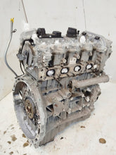 Load image into Gallery viewer, Motor Mercedes-Benz W205 274920 2.0 CGI 107TKm 2016 Benzin Engine Unkomplett