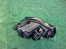 Laden Sie das Bild in den Galerie-Viewer, Frontscheinwerfer Audi A5 8T0941044C Bi-Xenon Rechts Scheinwerfer Headlight SCH1640689092lu