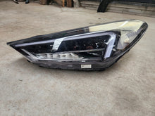 Laden Sie das Bild in den Galerie-Viewer, Frontscheinwerfer Hyundai Tucson 92101D7700 Links Scheinwerfer Headlight SCH1382066718jo