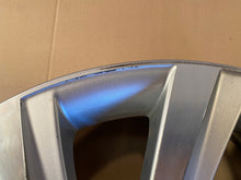 Laden Sie das Bild in den Galerie-Viewer, 1x Alufelge 18 Zoll 7.5&quot; 5x112 5E3601025AG Skoda Octavia 5e3 Iv Rim Wheel