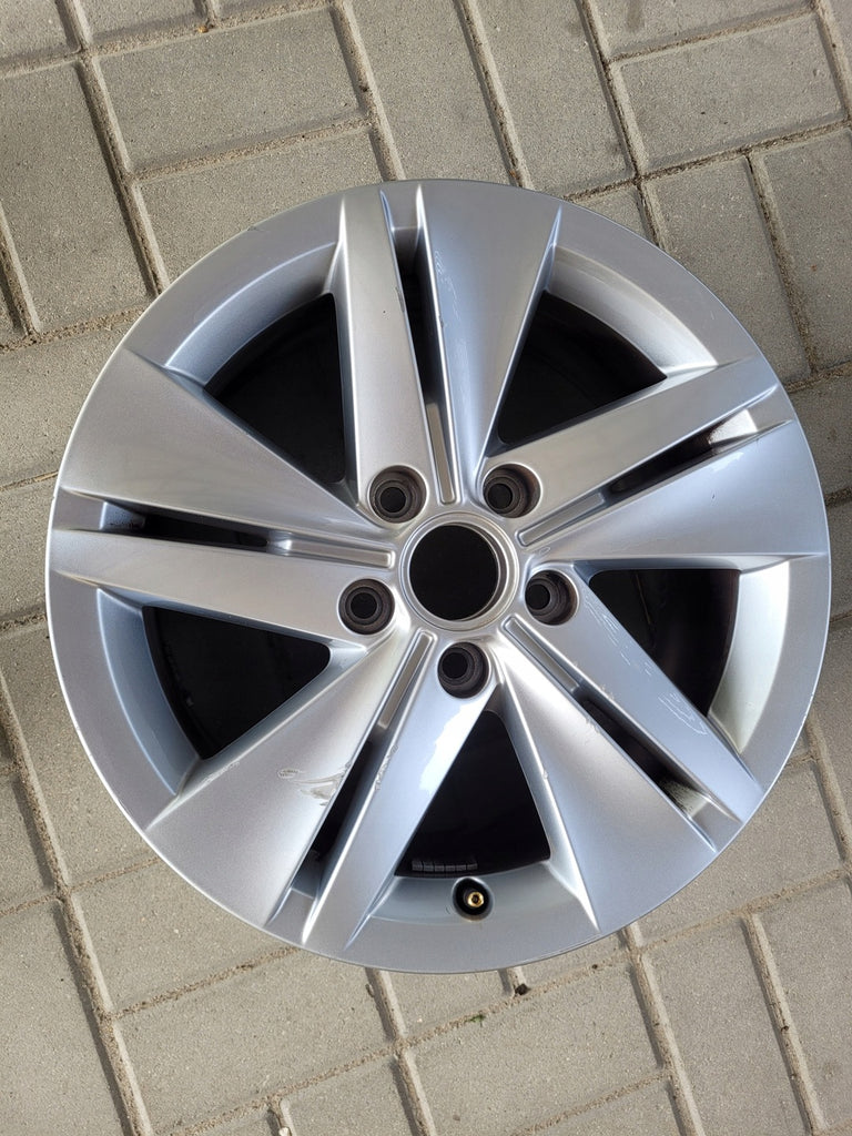 1x Alufelge 16 Zoll 7.0" 5x112 48ET Glanz Silber 5H0601025 VW Golf Viii