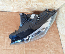Laden Sie das Bild in den Galerie-Viewer, Frontscheinwerfer BMW 2 Active Tourer U06 5A42247-07 LED Links Headlight