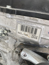 Load image into Gallery viewer, Motor Toyota Prius 2ZR-FXE 1.8 62TKm Hybrid Engine Komplett