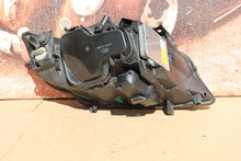 Laden Sie das Bild in den Galerie-Viewer, Frontscheinwerfer BMW 3 E91 E90 69427379 Xenon Links Scheinwerfer Headlight SCH2824544317kf