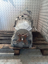 Laden Sie das Bild in den Galerie-Viewer, Getriebe Mercedes-Benz W205 724295 Automatikgetriebe Transmission Trasmissione