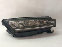 Load image into Gallery viewer, Frontscheinwerfer Skoda Octavia 5E4941016 Rechts Scheinwerfer Headlight SCH8138312523bm