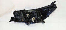 Laden Sie das Bild in den Galerie-Viewer, Frontscheinwerfer Toyota Hilux VIII 290417-2 LED Rechts Scheinwerfer Headlight
