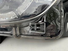 Load image into Gallery viewer, Frontscheinwerfer Mazda 2 Dj D09K-51030 LED Rechts Scheinwerfer Headlight SCH8263846004af