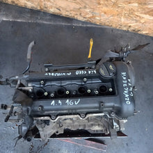 Load image into Gallery viewer, Motor Kia Ceed G4FA 1.4 Benzin Engine Unkomplett
