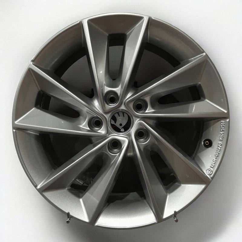 1x Alufelge 17 Zoll 6.5" 5x112 38ET Glanz Silber DK65738 Skoda Octavia Golf