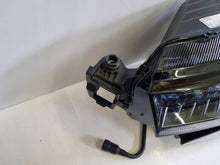 Load image into Gallery viewer, Frontscheinwerfer Skoda Karoq 57B941035 Links Scheinwerfer Headlight SCH6360224991ri
