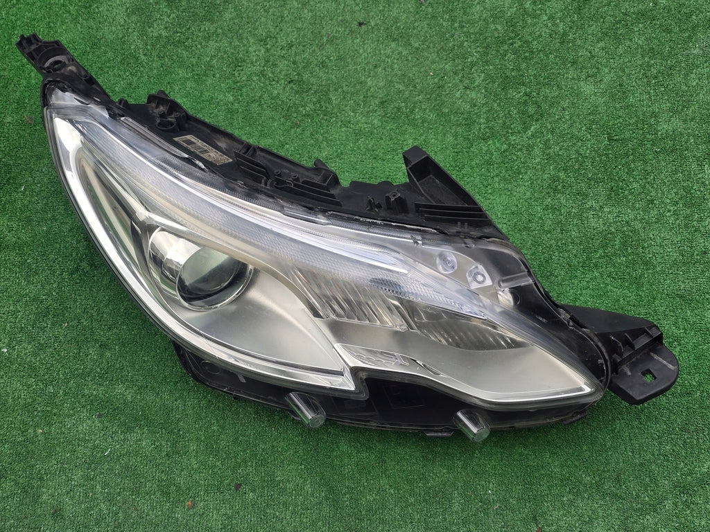 Frontscheinwerfer Peugeot 2008 9815403080 LED Rechts Scheinwerfer Headlight SCH9820750803jn