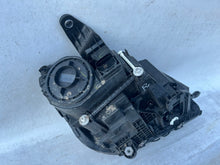 Laden Sie das Bild in den Galerie-Viewer, Frontscheinwerfer Mercedes-Benz Gle A1679069504 Links Scheinwerfer Headlight