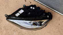 Laden Sie das Bild in den Galerie-Viewer, Frontscheinwerfer Mercedes-Benz W223 A2239068305 Links Scheinwerfer Headlight SCH6491828477fq