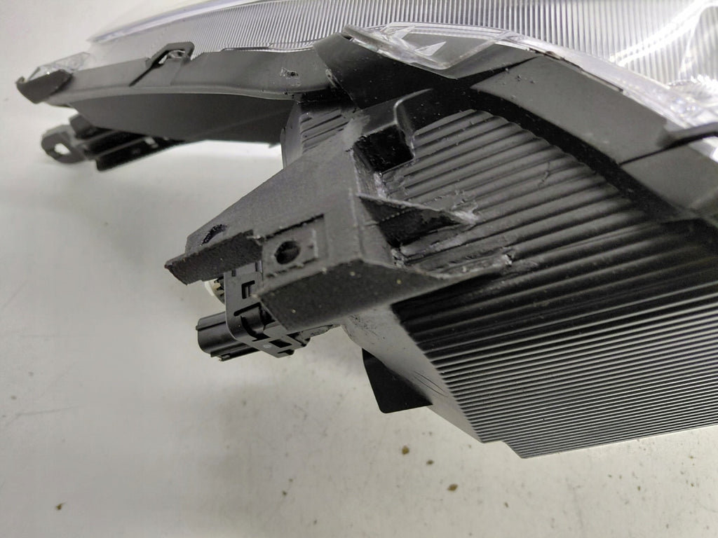 Frontscheinwerfer Mitsubishi Space Star 8301D446 Rechts Scheinwerfer Headlight SCH1288168388eu