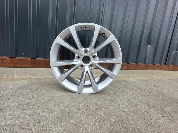 1x Alufelge 17 Zoll 8.0" 5x112 46ET Glanz 8Y0601025CC Audi A3 I Rim Wheel FEL8914336849md