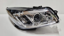 Laden Sie das Bild in den Galerie-Viewer, Frontscheinwerfer Opel Insignia A 1ZT009631 Xenon Ein Satz Headlight