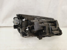 Laden Sie das Bild in den Galerie-Viewer, Frontscheinwerfer Mercedes-Benz Gla A1569066900 LED FALSE Scheinwerfer Headlight SCH5082460118nr