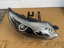 Laden Sie das Bild in den Galerie-Viewer, Frontscheinwerfer Toyota Proace Xenon Rechts Scheinwerfer Headlight SCH8767323155or
