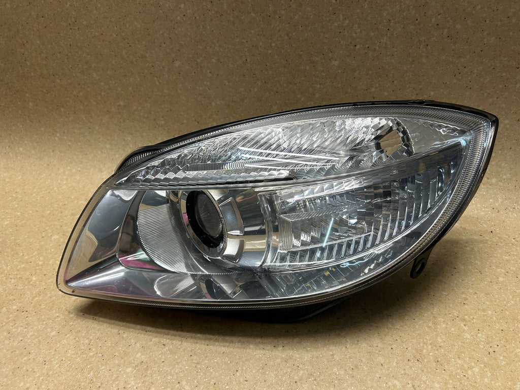 Frontscheinwerfer Skoda Fabia II 6J941017A Links Scheinwerfer Headlight SCH6881822921hc