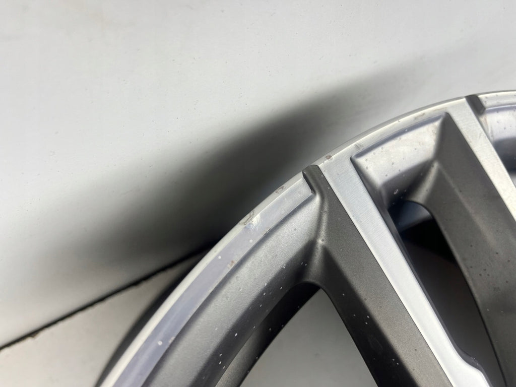 1x Alufelge 18 Zoll 8.0" 5x120 52ET Glanz Schwarz 8009703 BMW 1 F21 F20 FEL5584449771dg