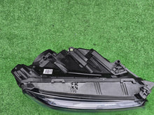 Laden Sie das Bild in den Galerie-Viewer, Frontscheinwerfer Mercedes-Benz W247 A2479068003 Rechts Scheinwerfer Headlight SCH9298363252rk