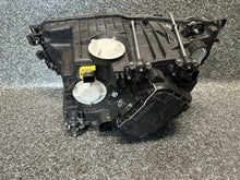 Laden Sie das Bild in den Galerie-Viewer, Frontscheinwerfer Mercedes-Benz A9618207561 Rechts Scheinwerfer Headlight SCH6488002994qi