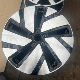 1x Alufelge 19 Zoll 9.0