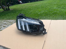 Laden Sie das Bild in den Galerie-Viewer, Frontscheinwerfer Peugeot 2008 208 II 9841641980 Rechts Scheinwerfer Headlight