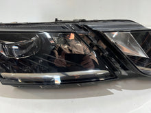 Laden Sie das Bild in den Galerie-Viewer, Frontscheinwerfer Skoda Octavia I 5E1941016D Rechts Scheinwerfer Headlight SCH7098235033pi