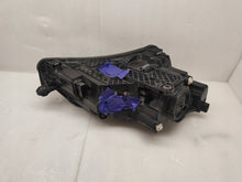 Laden Sie das Bild in den Galerie-Viewer, Frontscheinwerfer Skoda Superb III 3V1941015B LED Links Scheinwerfer Headlight