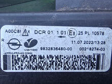Laden Sie das Bild in den Galerie-Viewer, Frontscheinwerfer Opel Zafira 9832836480-00 Rechts Scheinwerfer Headlight SCH2964106005kc