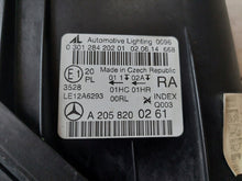 Laden Sie das Bild in den Galerie-Viewer, Frontscheinwerfer Mercedes-Benz W205 A2058200261 Rechts Scheinwerfer Headlight SCH3354166055gi