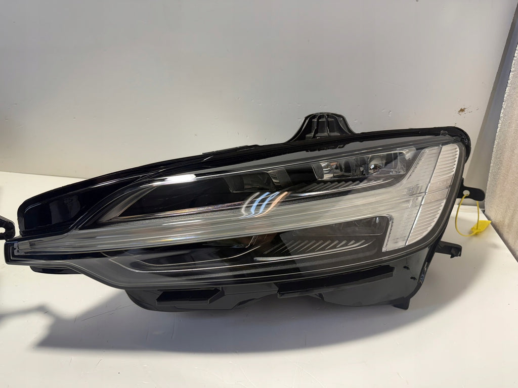 Frontscheinwerfer Volvo S60 V60 32338020 Full LED Ein Satz Headlight SCH8936416430bc
