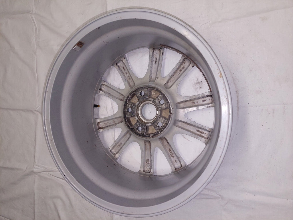 1x Alufelge 17 Zoll 7.5" 5x114.3 50ET Glanz Silber 9965077570 Mazda Vi Rim Wheel