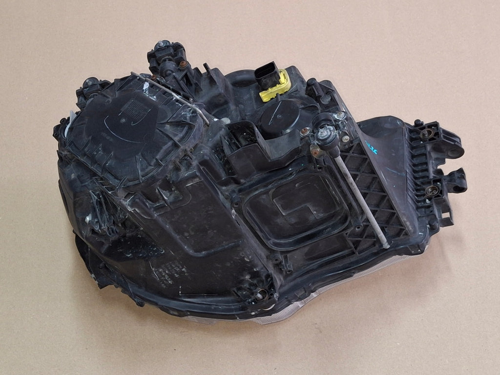 Frontscheinwerfer Mercedes-Benz A9608201839 Links Scheinwerfer Headlight SCH8037933089hs