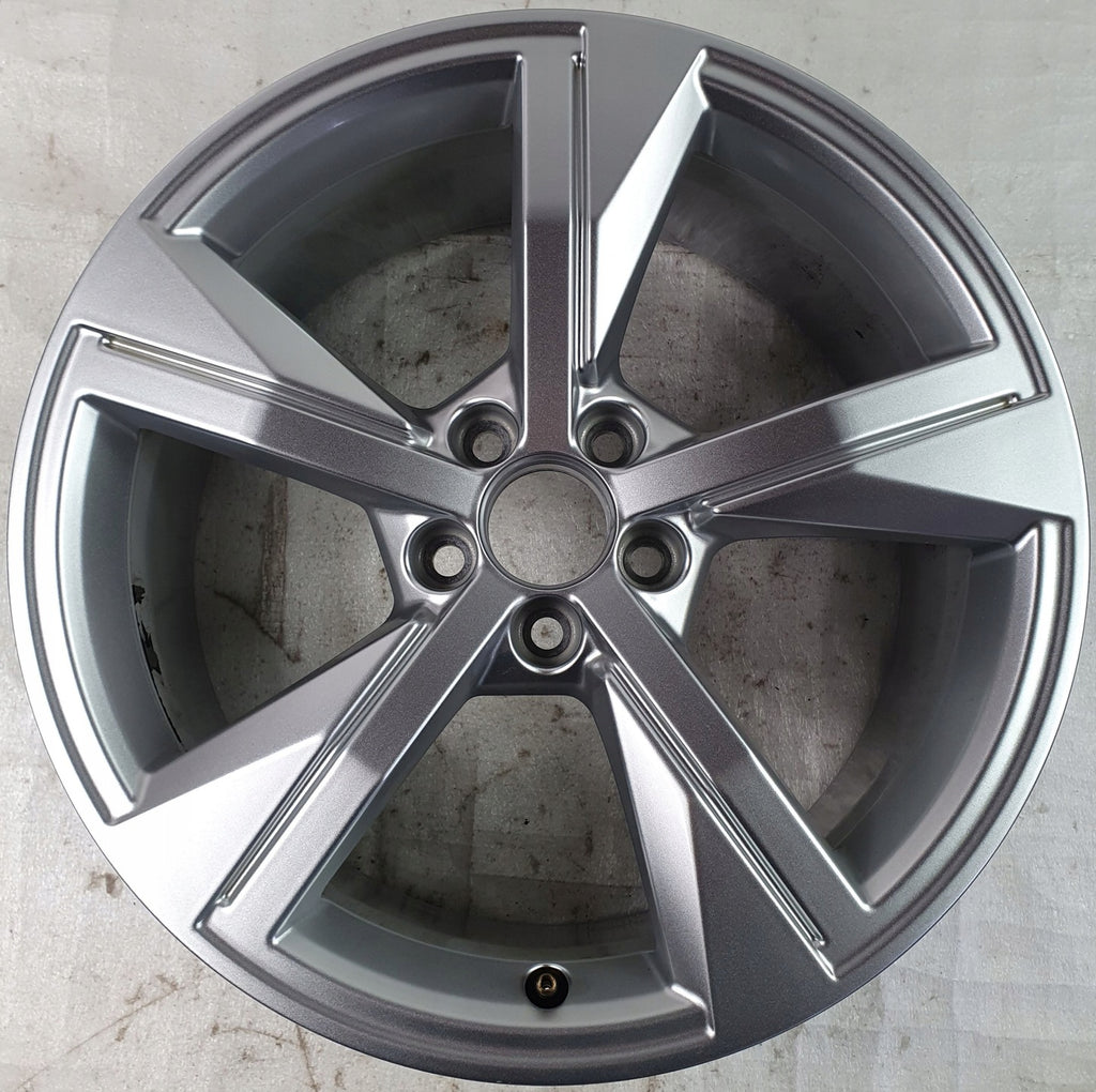 1x Alufelge 17 Zoll 7.5" 5x112 46ET 82A601025G Audi A1 Rim Wheel