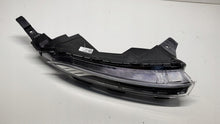 Laden Sie das Bild in den Galerie-Viewer, Frontscheinwerfer Hyundai Bayon 92208Q0500 LED Vorderseite Headlight SCH3107521611wv