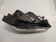 Laden Sie das Bild in den Galerie-Viewer, Frontscheinwerfer Skoda Superb 3P1941016 LED Rechts Scheinwerfer Headlight SCH5049388405dm